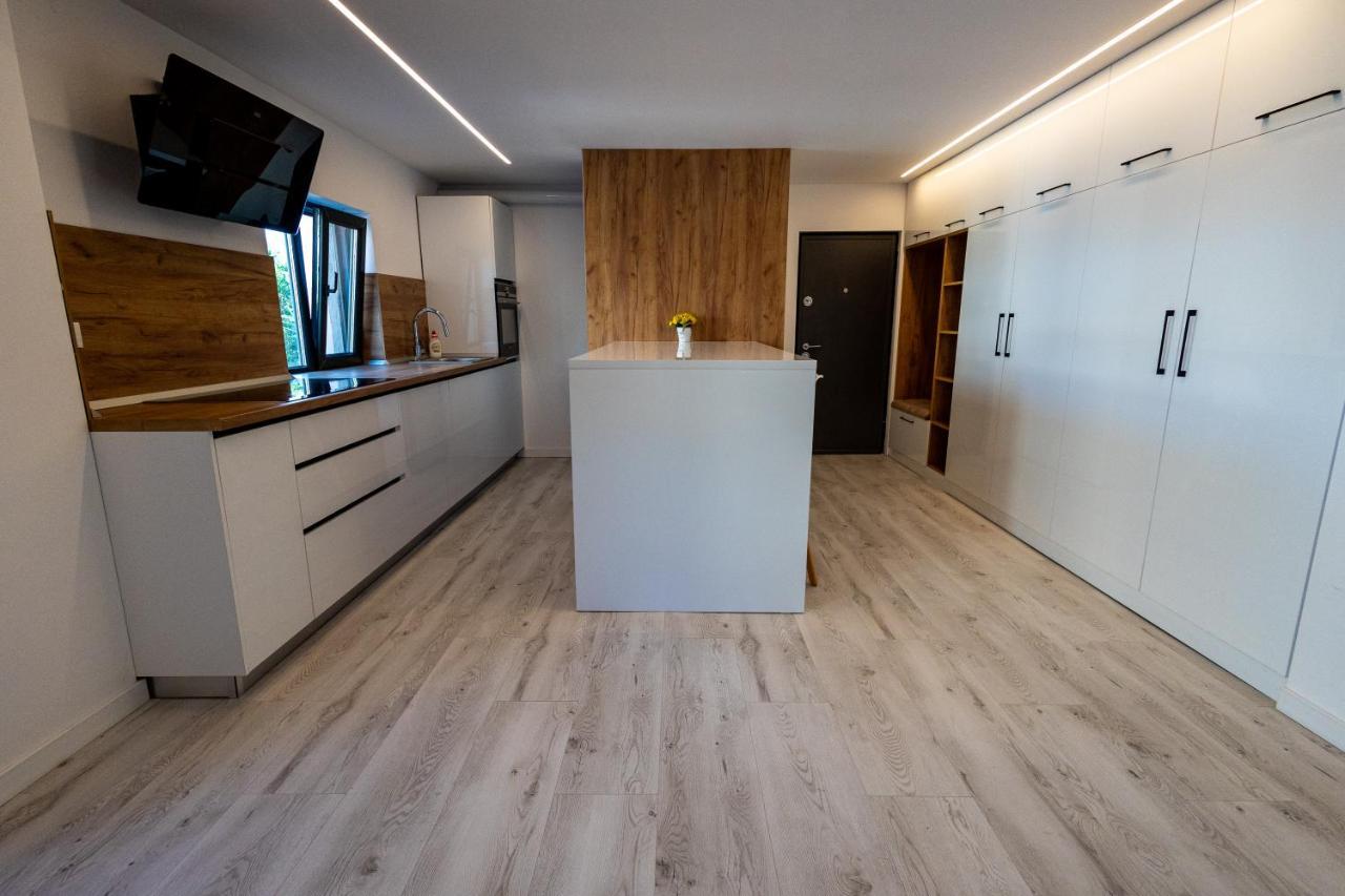 Modern Premium Apartment 1 ترجوفيشت المظهر الخارجي الصورة