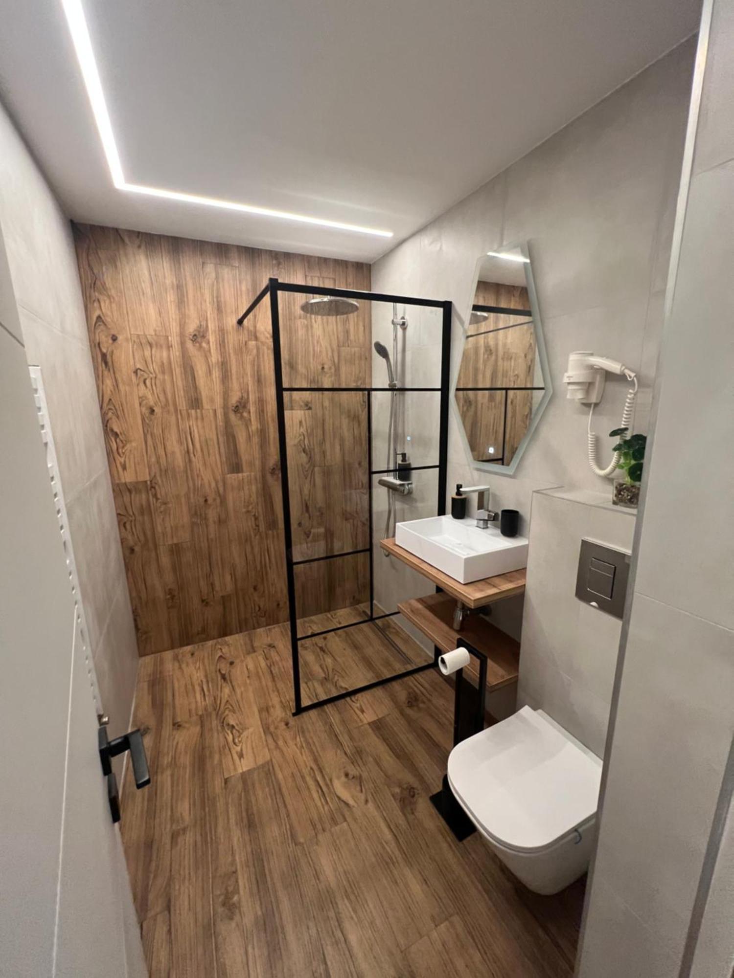 Modern Premium Apartment 1 ترجوفيشت المظهر الخارجي الصورة